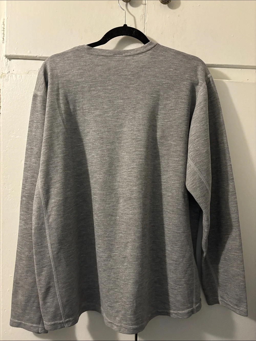 The North Face Men’s Crewneck Long Sleeve Shirt - Heather Gray